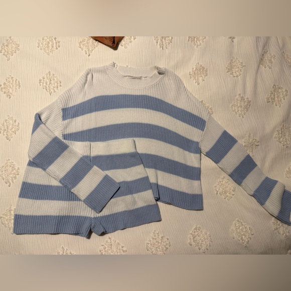 Matching Sweater Set - Picture 2 of 4